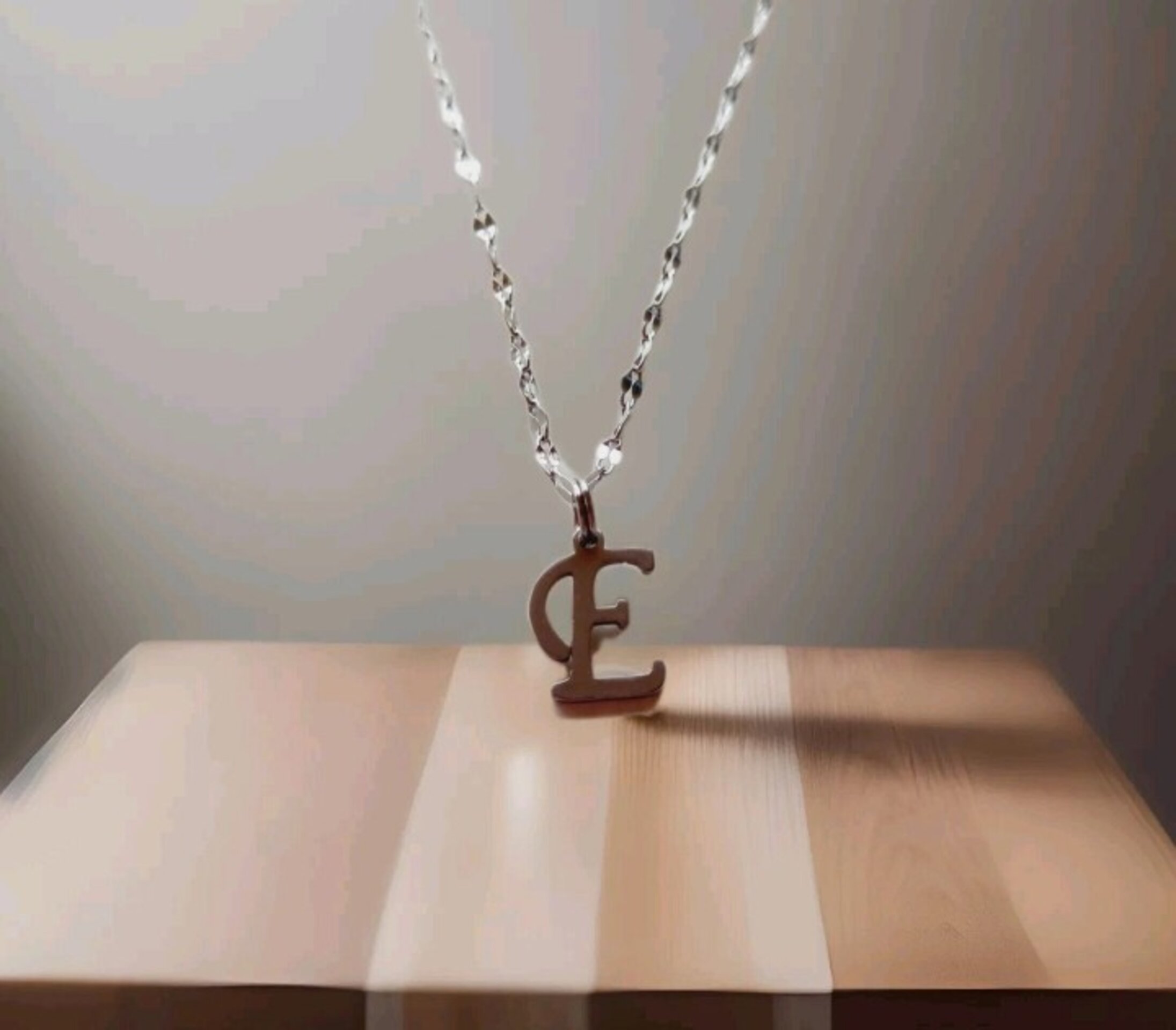 Collar colgante letra - 3