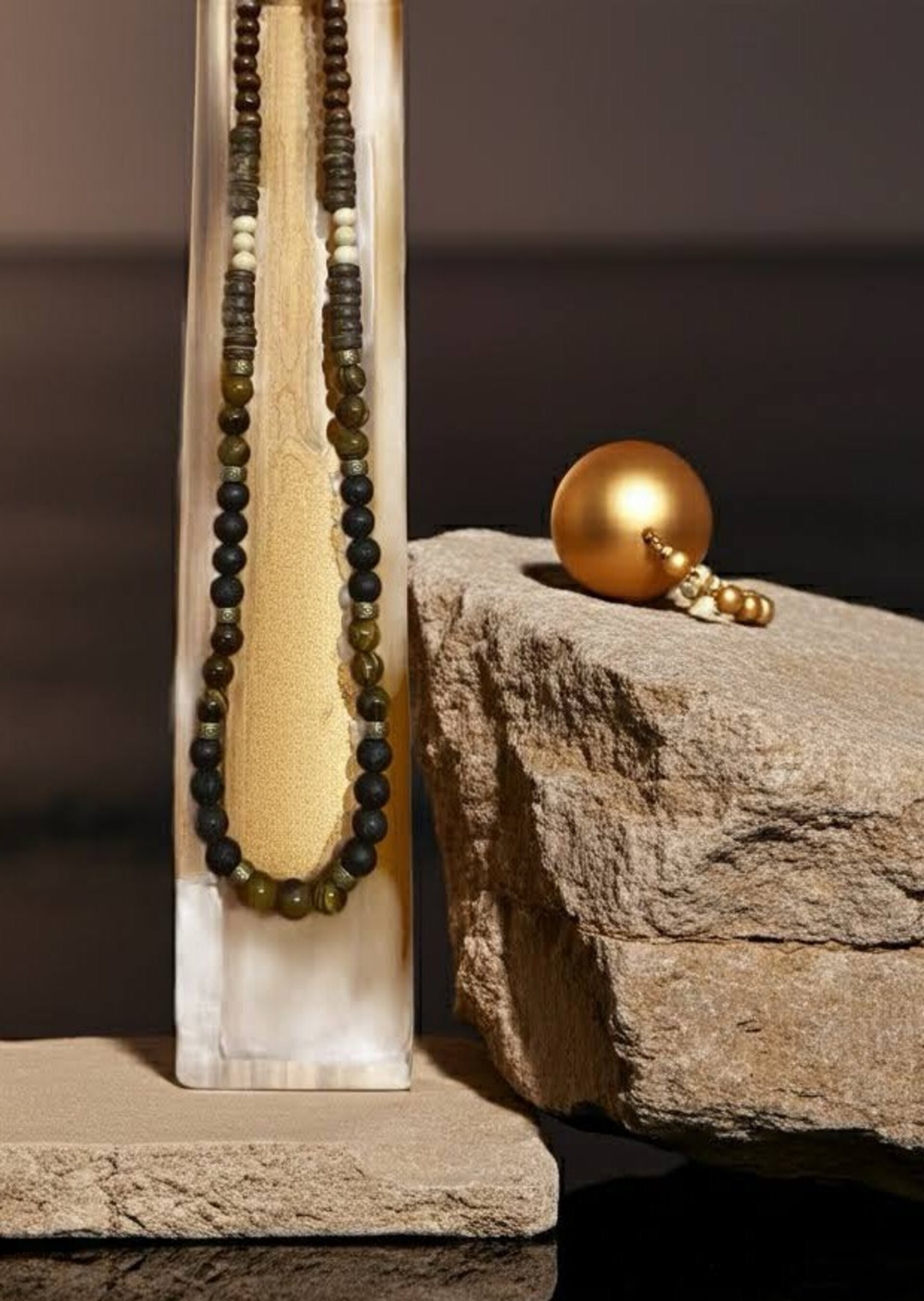 Collar bohemio para hombre piedra volcánica y ojo de tigre - 15