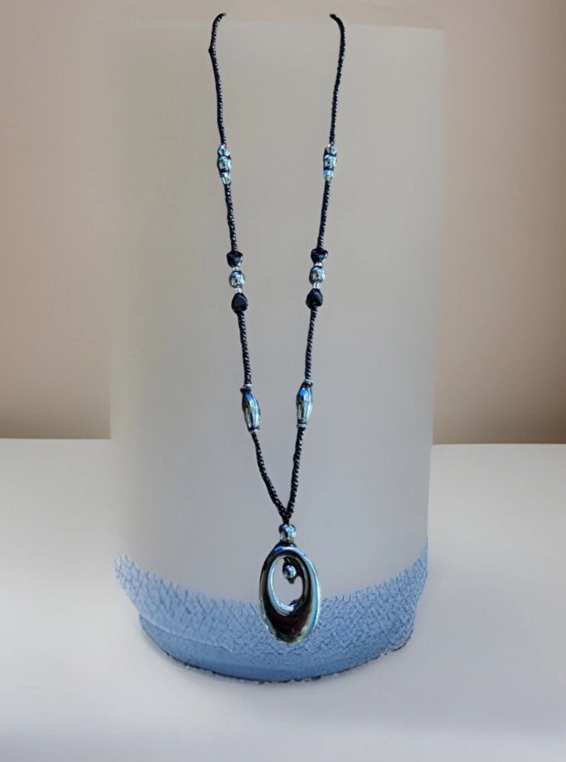Collar colgante piedra hematita ovalada - 7