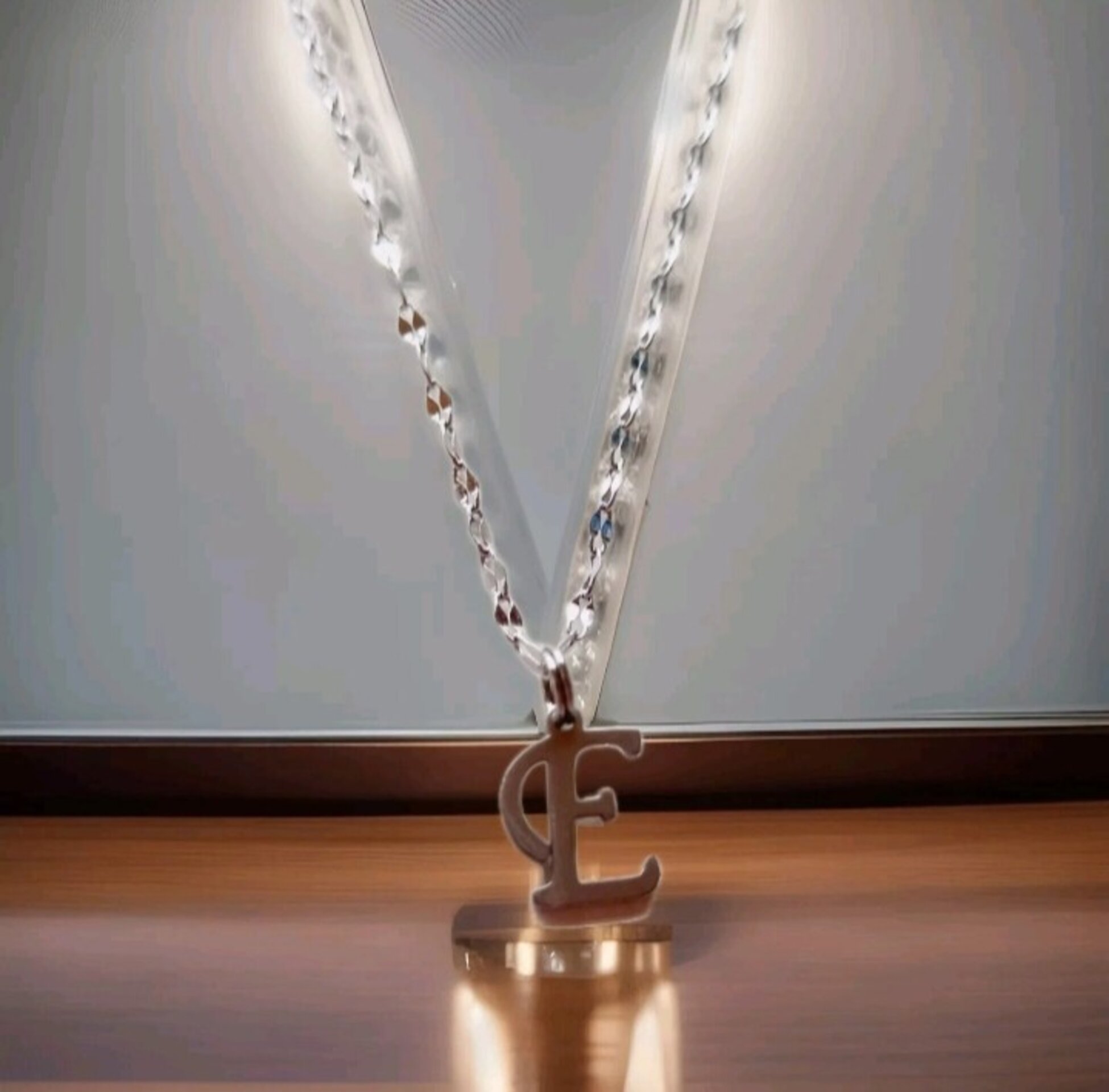 Collar colgante letra - 6