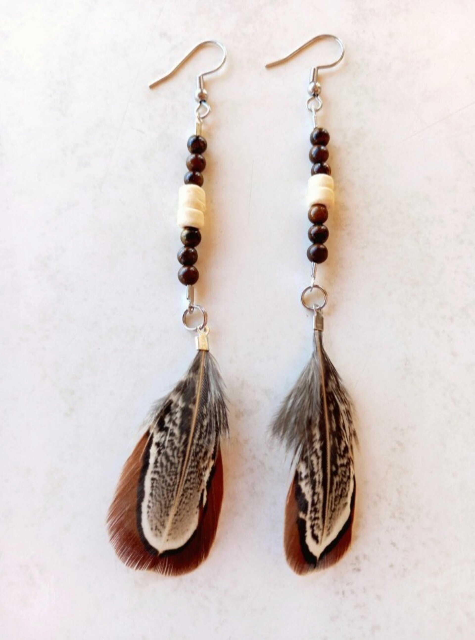 PENDIENTES BOHEMIOS PLUMA NATURAL MARRÓN - 5
