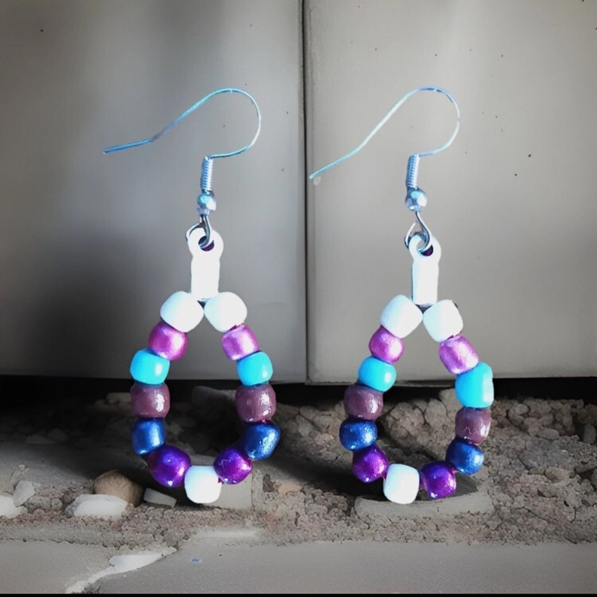 Conjunto de collar, pulsera y pendientes con cuentas acrílicas de colores - 2