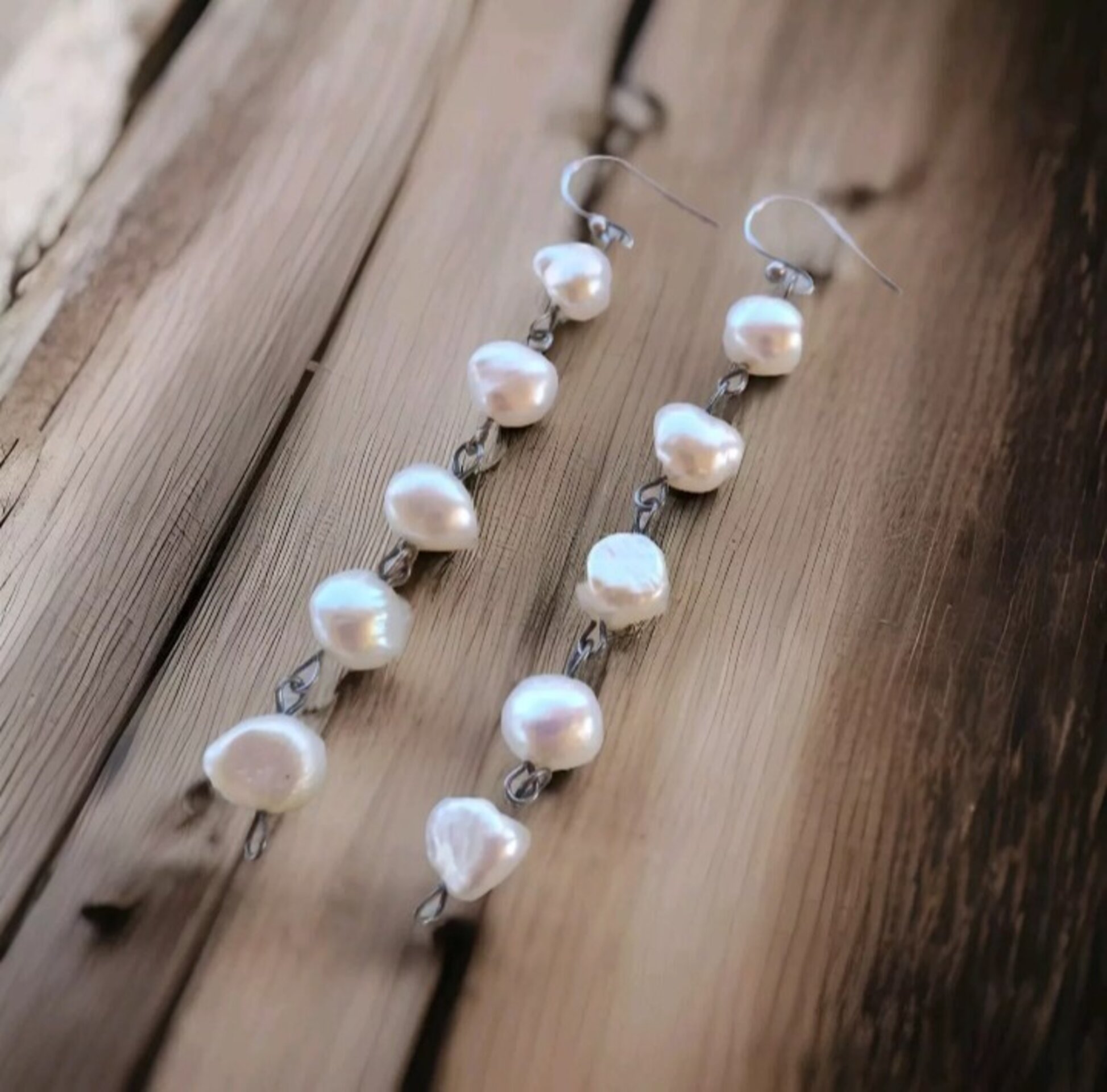 PENDIENTES LARGOS DE PERLAS ESTILO BARROCO - 2