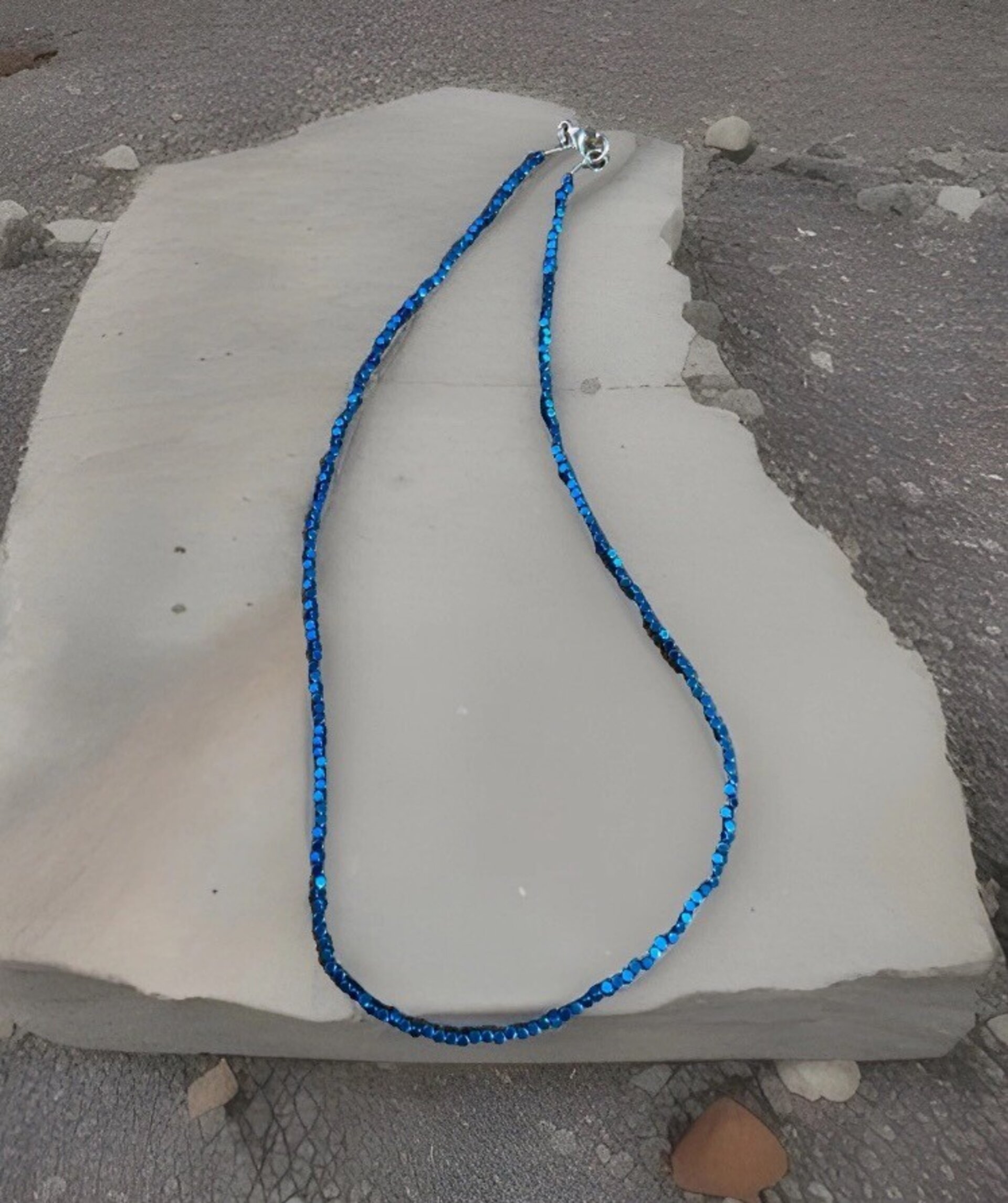 Collar gargantilla de piedra hematita azul - 4