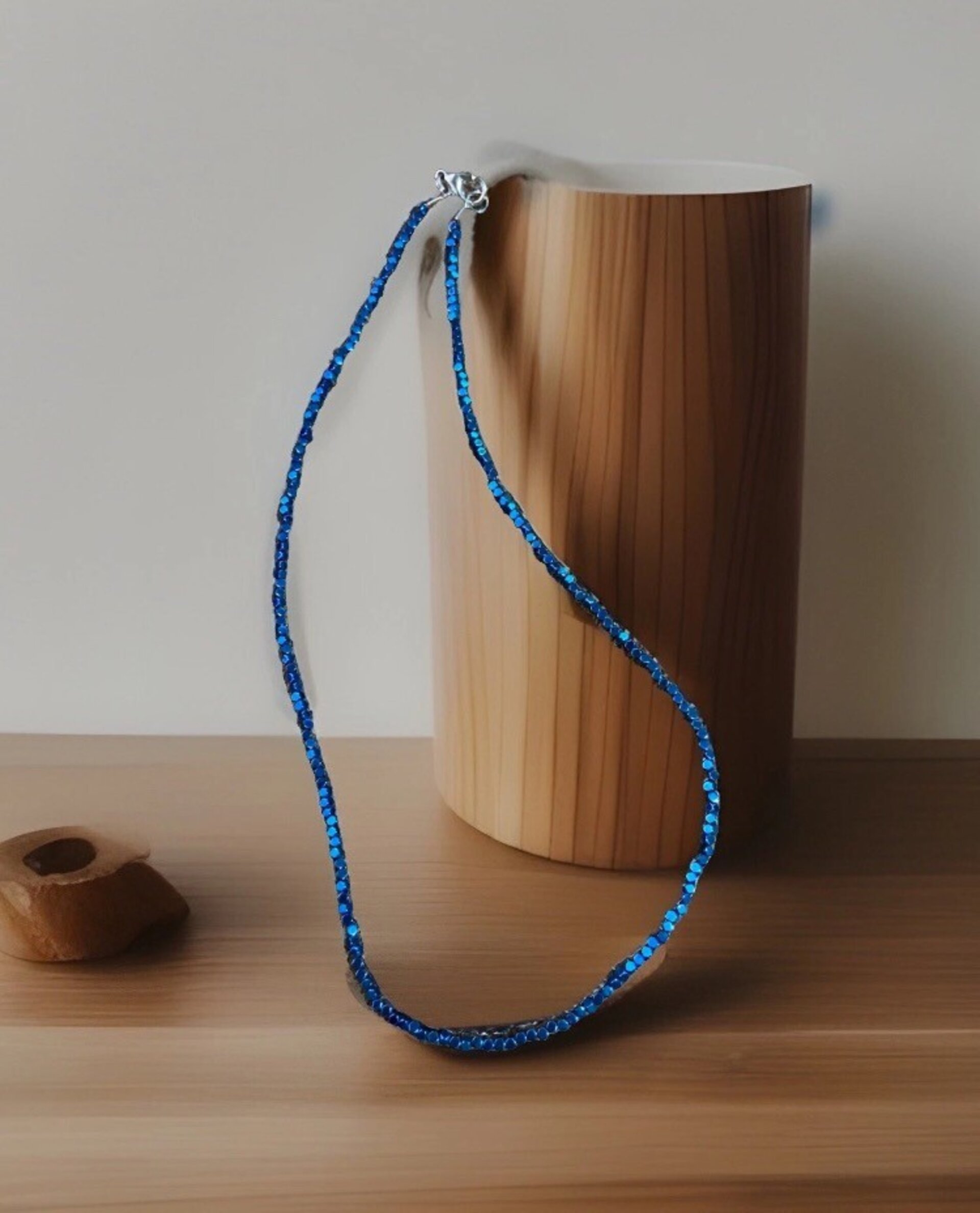 Collar gargantilla de piedra hematita azul - 1