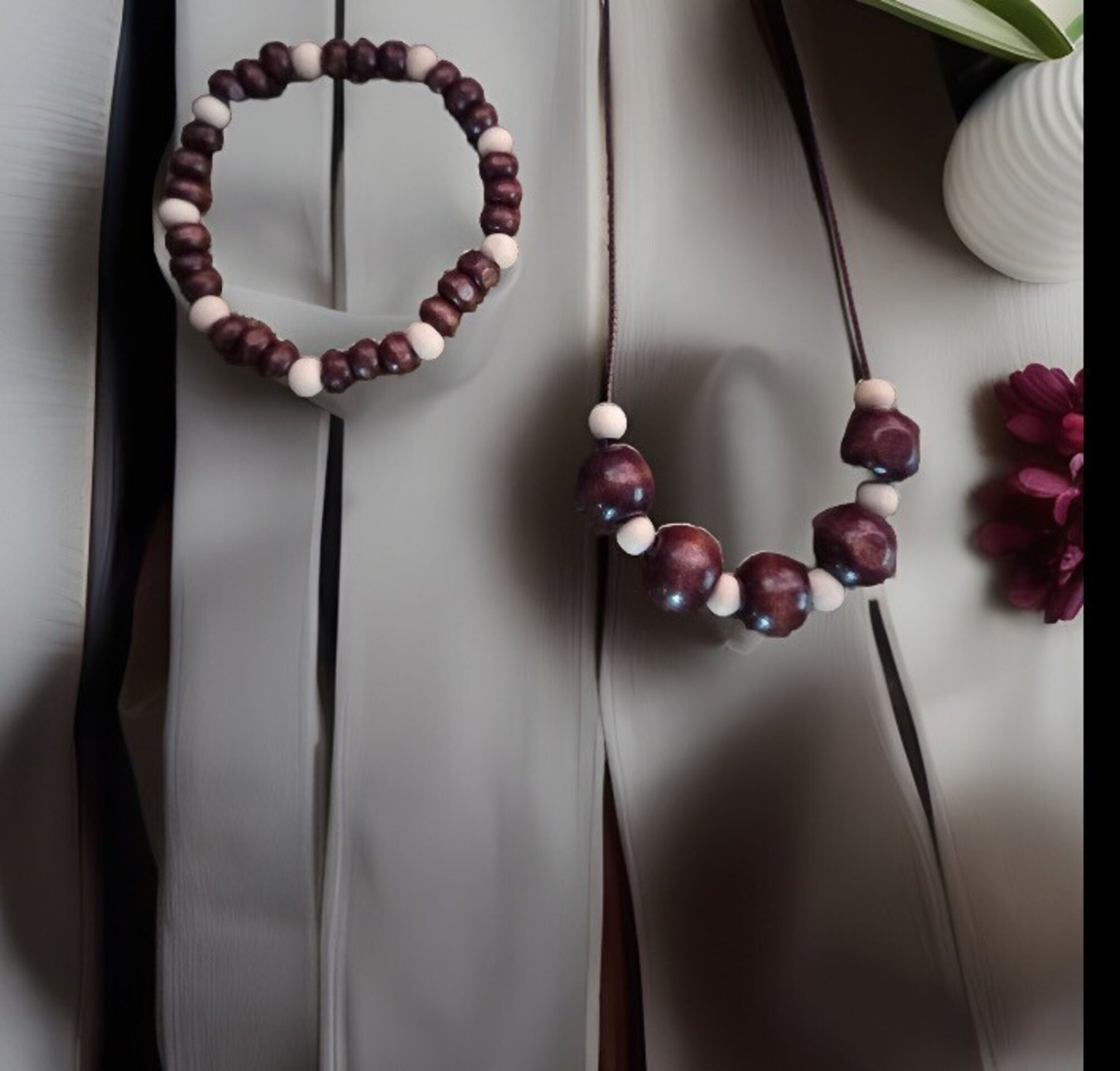 Conjunto de collar y pulsera de madera - 2