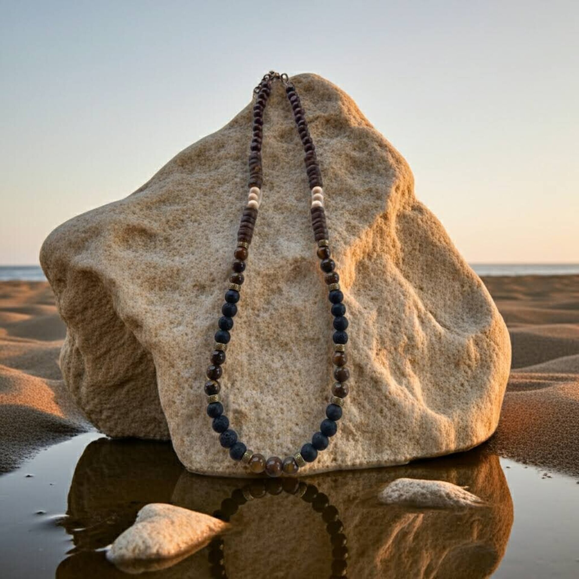 Collar bohemio para hombre piedra volcánica y ojo de tigre - 3